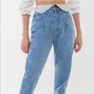 NEW Urban Outfitters BDG High Waisted Mom Jeans